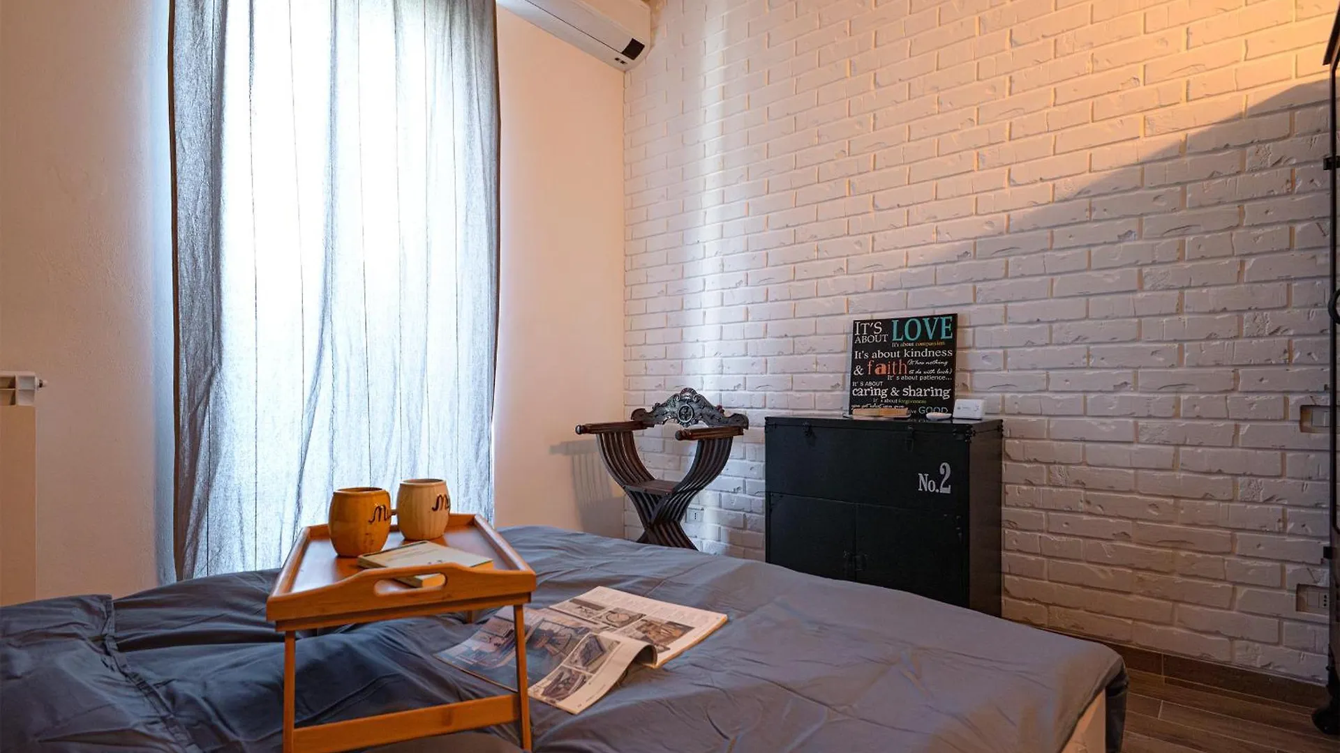 Ideal Rent - Catullo 9 Milan 0*,  Italie